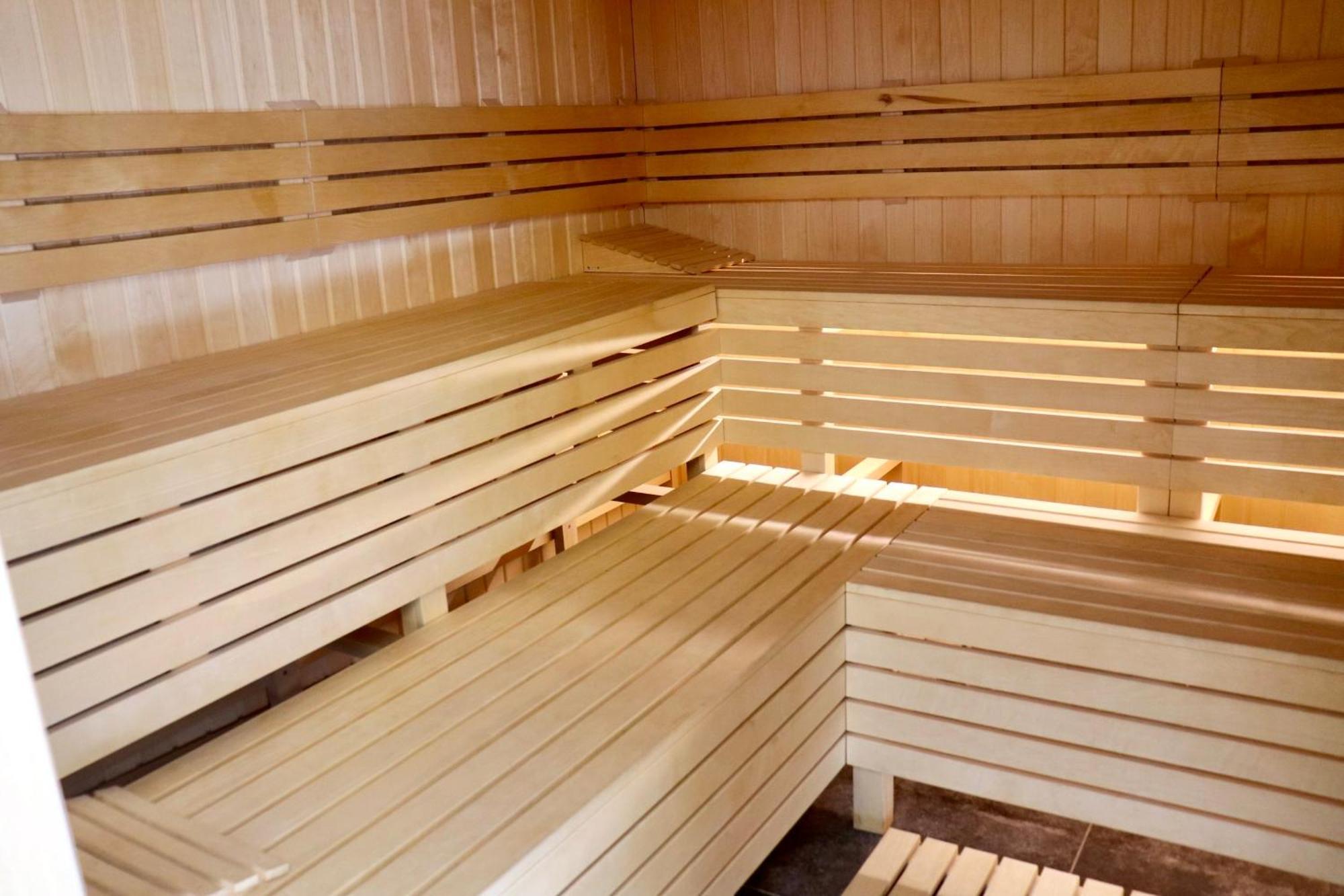 Swissotel SJJ Eksteriør bilde Sauna interior
