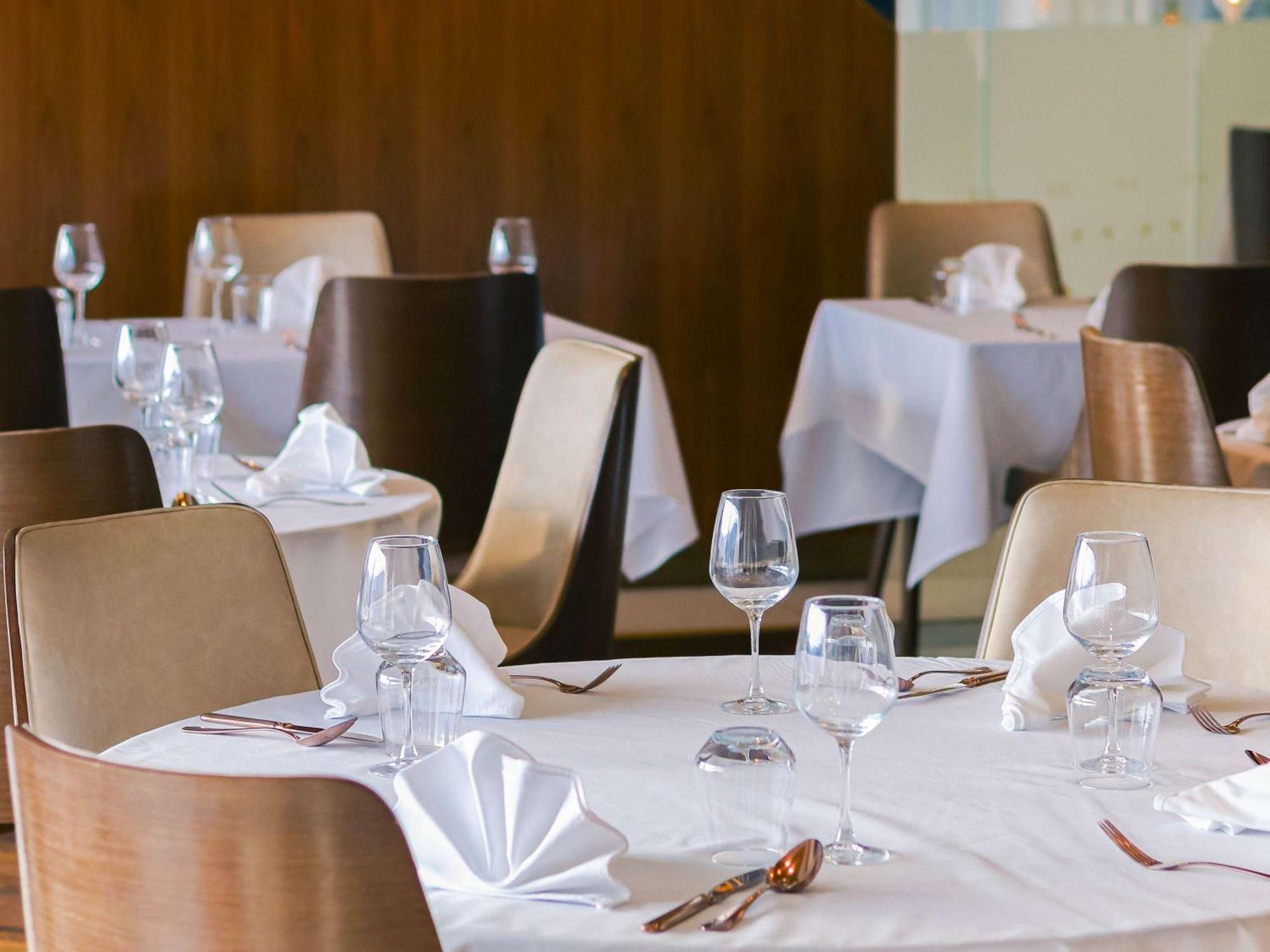 Swissotel SJJ Eksteriør bilde