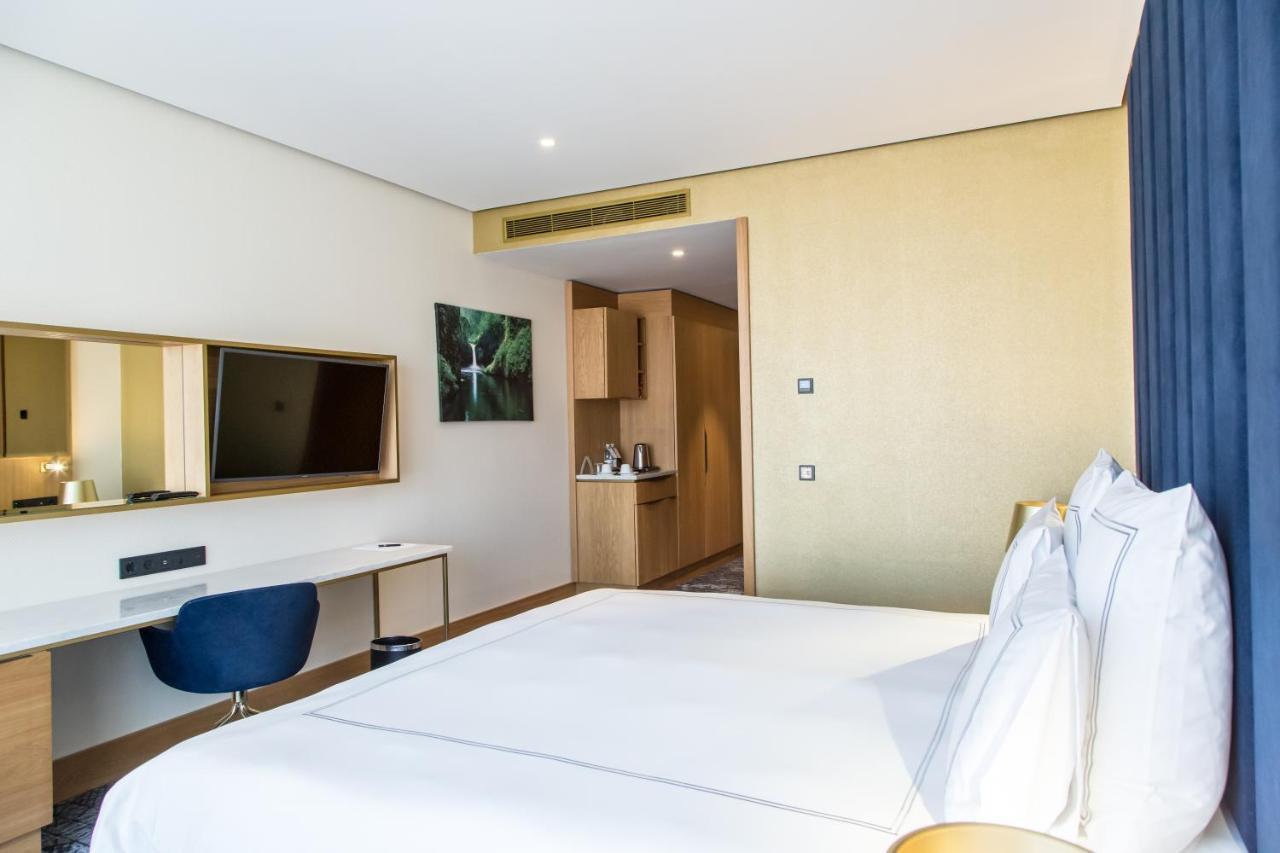 Swissotel SJJ Eksteriør bilde A room at the hotel